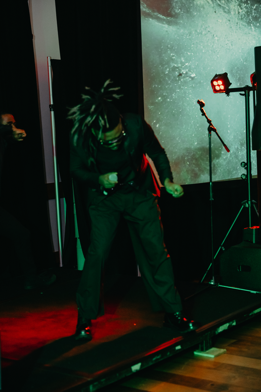 Gallery Image #slidesGrid118