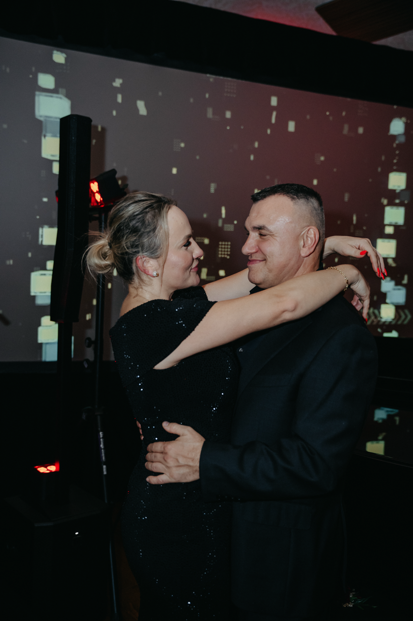 Gallery Image #slidesGrid209